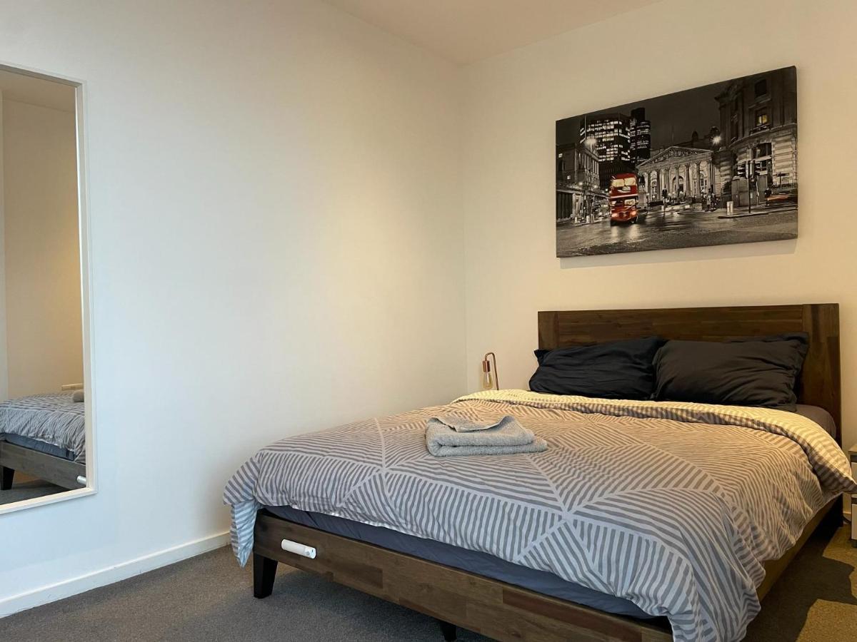 Luxury En-Suite Room Olympic Village In Shared Apartment London Exterior foto