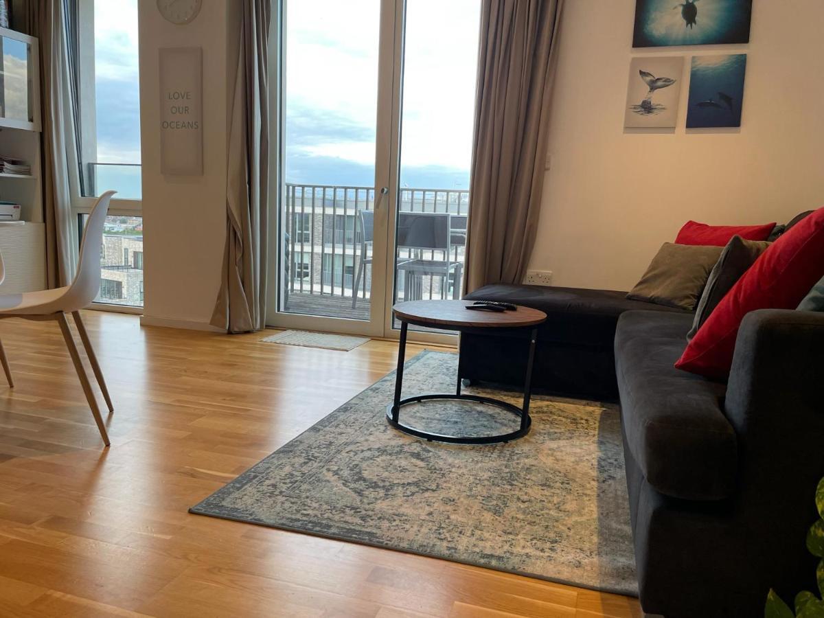 Luxury En-Suite Room Olympic Village In Shared Apartment London Exterior foto